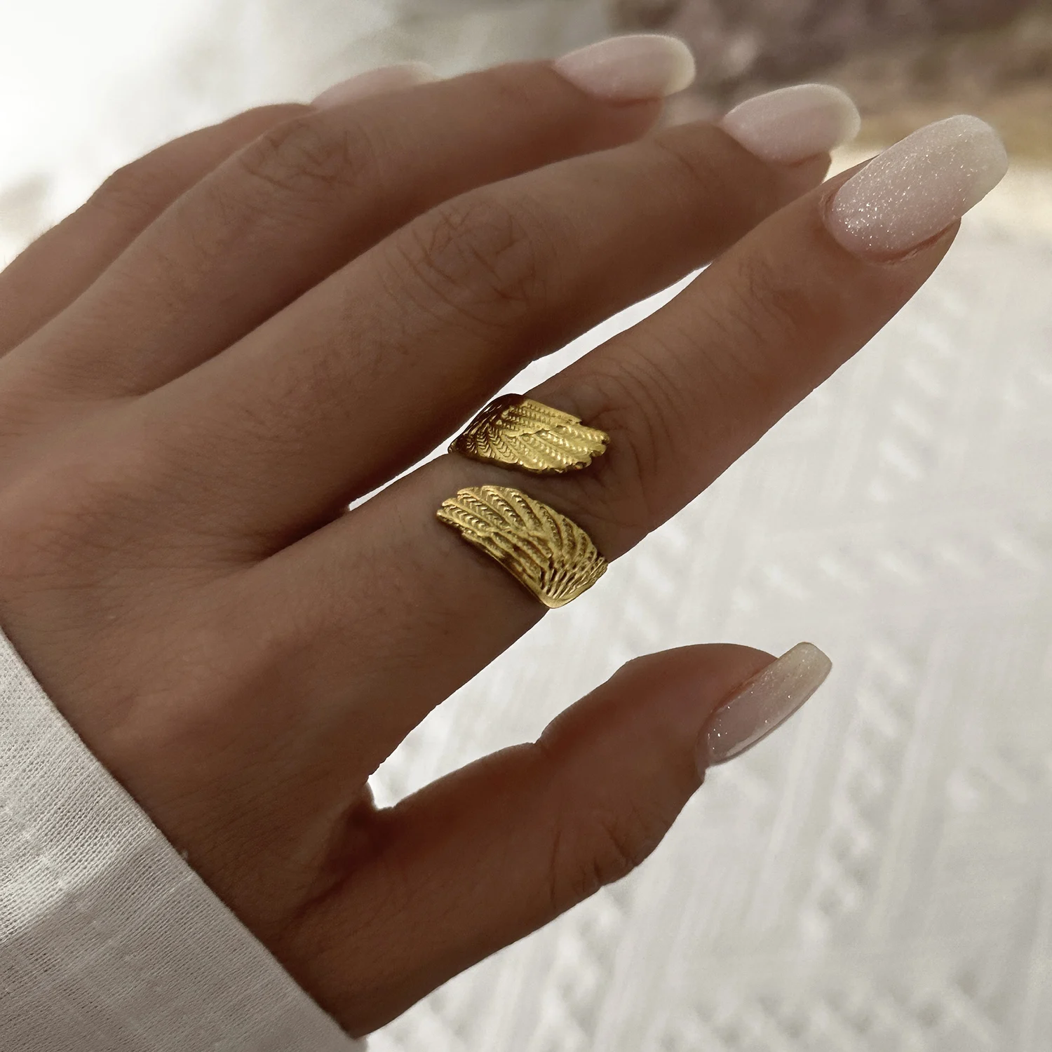 TURQUOISE TRIPLE-BAND RING — detail view